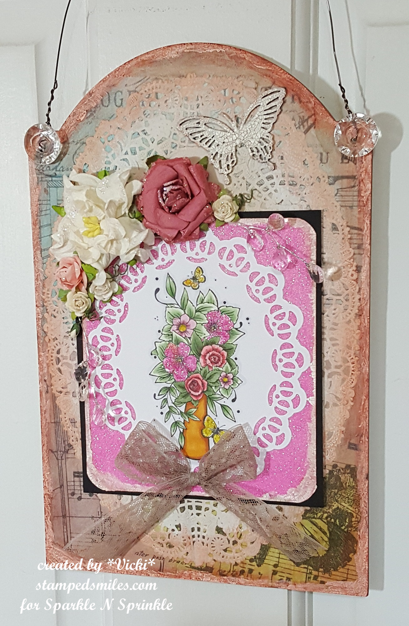vicki-vaseofflowers-wallhanging-project3