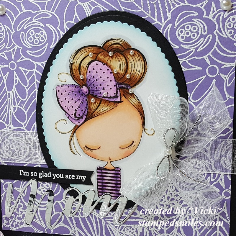 Vicki-CCT581-ADU-close